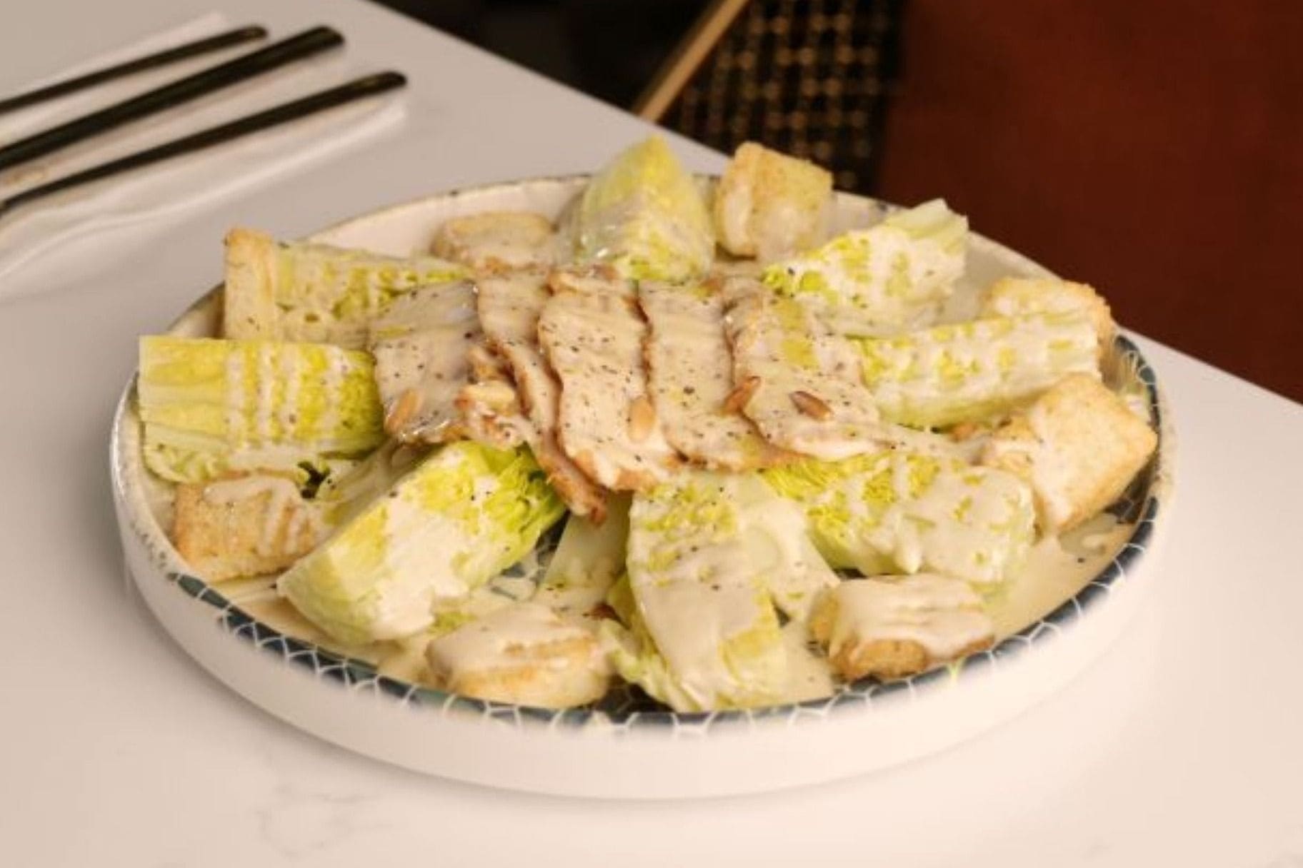 سلطة السيزر