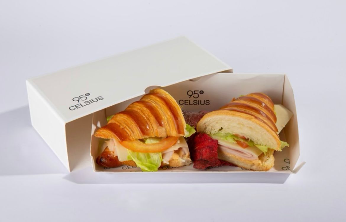 ديك رومي بالجبنة  (كرواسون)