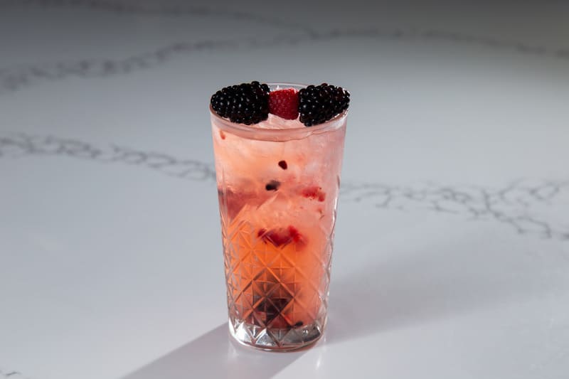 ديورا سمايل موكتيل